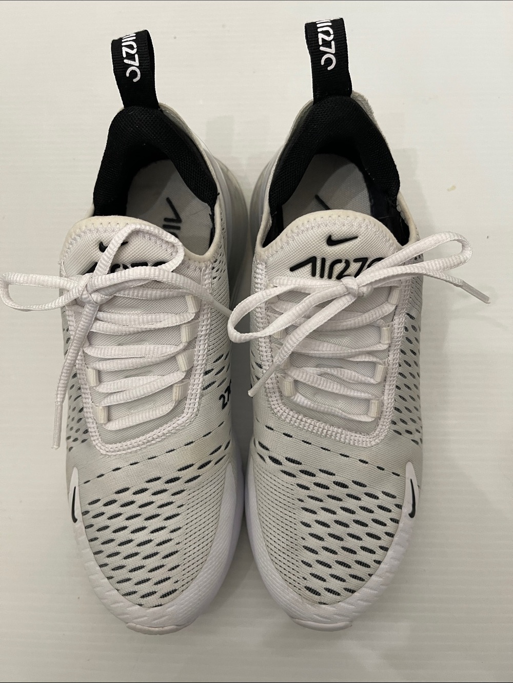 Nike Air Max 270 White/Black Athletic Running Sneakers Women’s Size 8 - Picture 2 of 14